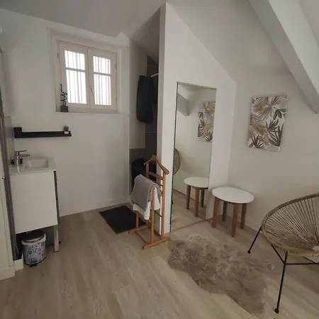 Hyper Centre Et Près De La 1er étage